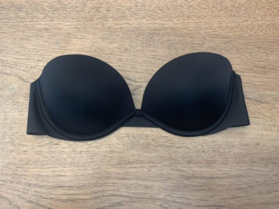 Victoria's Secret Pure Black Solid 32DDD Bare Every Way Padded Strapless Bra VS