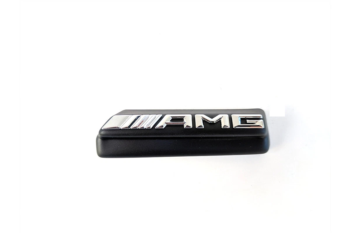 MERCEDES BENZ W222 S63 AMG ORIGINAL AMG GRILL BADGE EMBLEM LOGO NEW GENUINE