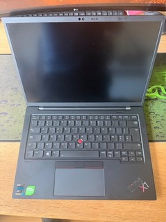 Lenvo thinkpad X1 carbon gen 9
