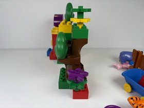 LEGO Duplo 2987 Winnie The Pooh  Welcome To The Hundred Acre Wood 1999 Complete