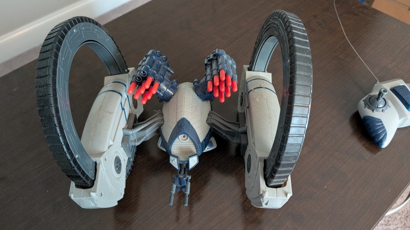 Star Wars Attack of the Clones Hailfire RC Droid & Remote - Not Working - Hasbro