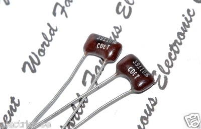 2 CDE 39pF 500V Condensatori Mica Argentata - Radiale, Alta Qualità