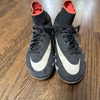 Jordan HypervenomX Proximo Neymar Jr outdoor Cleats, Size 4Y