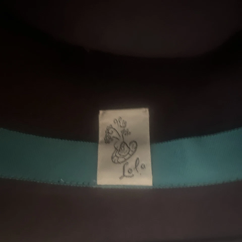 Sombrero de copa para mujer Lola, pluma, púrpura Foto 2 de 4