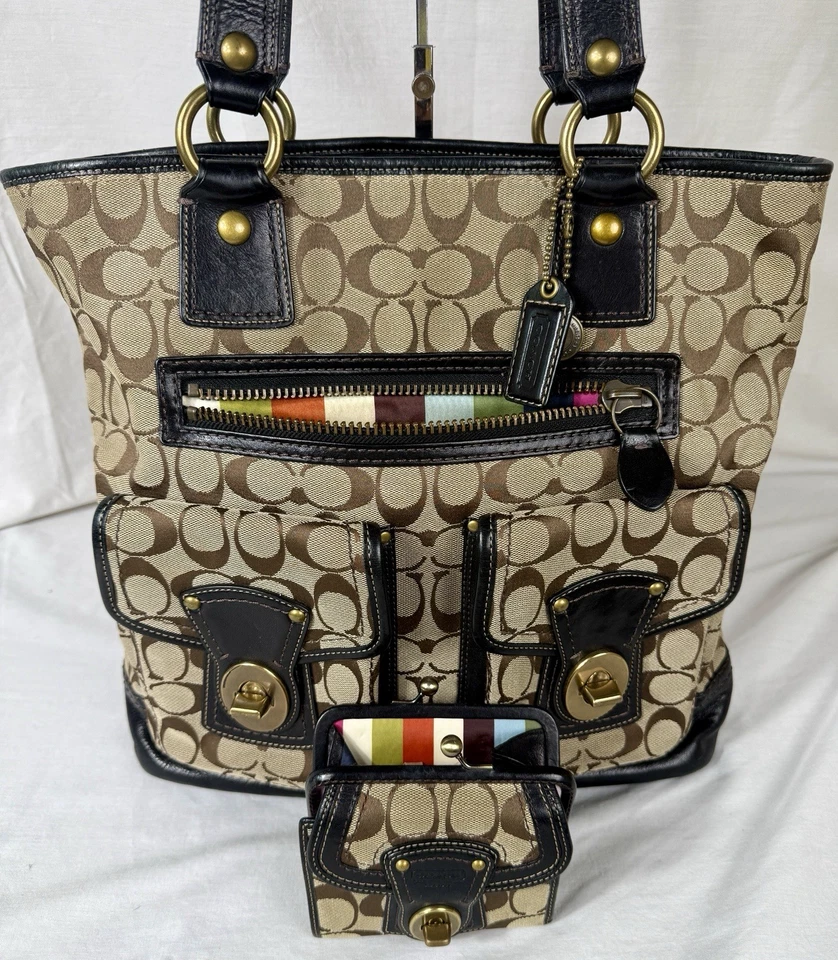 😎😎😎VTG COACH 3PC GIGI 65th  ANNIV TURNLOCK LG TOTE WALLET & DUST BAG 11144 - Image 3 of 4