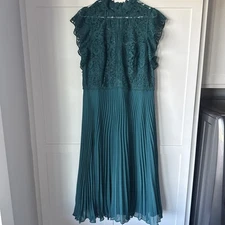 City Chic - Women’s Dress - S/16 - Teal - Lace Top/Flowing Skirt - Cap Sleeve