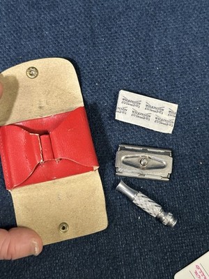 Vintage Gillette Safety Razor Travel Set Leather Case Austria Wilkinson Blades