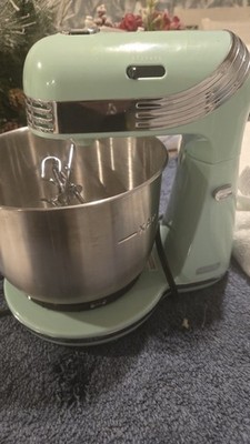 Storebound 120695 Dash 3 Qt. Everyday Stand Mixer with Beaters Green