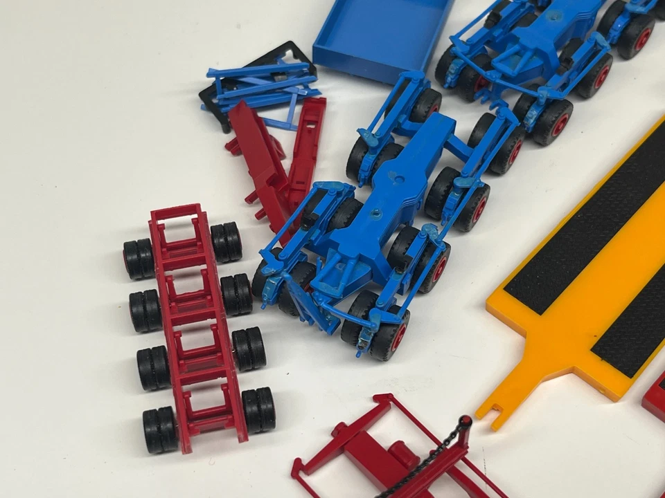 Kibri Teile Tieflader mit Ladung , gebraucht/Bastelschrott , 1434 - Bild 4 von 4