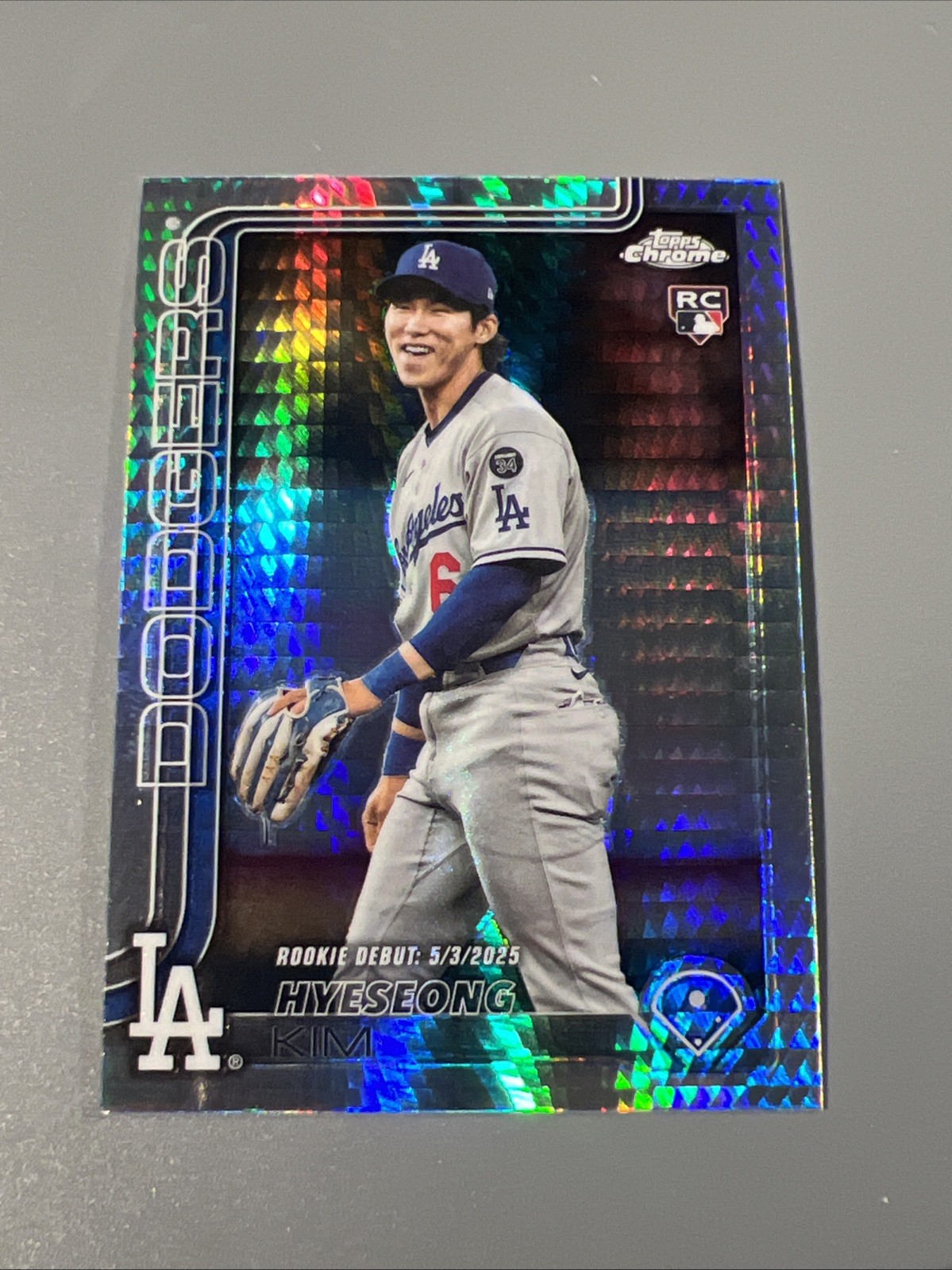 2025 Topps Chrome Update Hyeseong Kim Rookie Debut PRISM Refractor (RC)