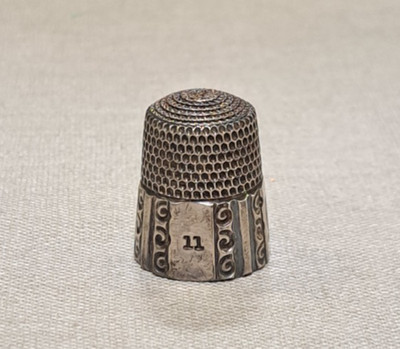 Vtg Sterling Silver Thimble Size 11 Initials DJB