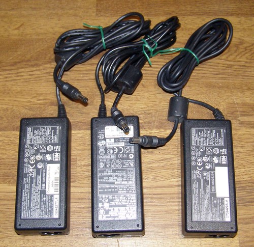 3 Stück HP Compaq Laptop Netzteil Power Adapter 18,5V/2,7A PPP003S PA-1530 -02C