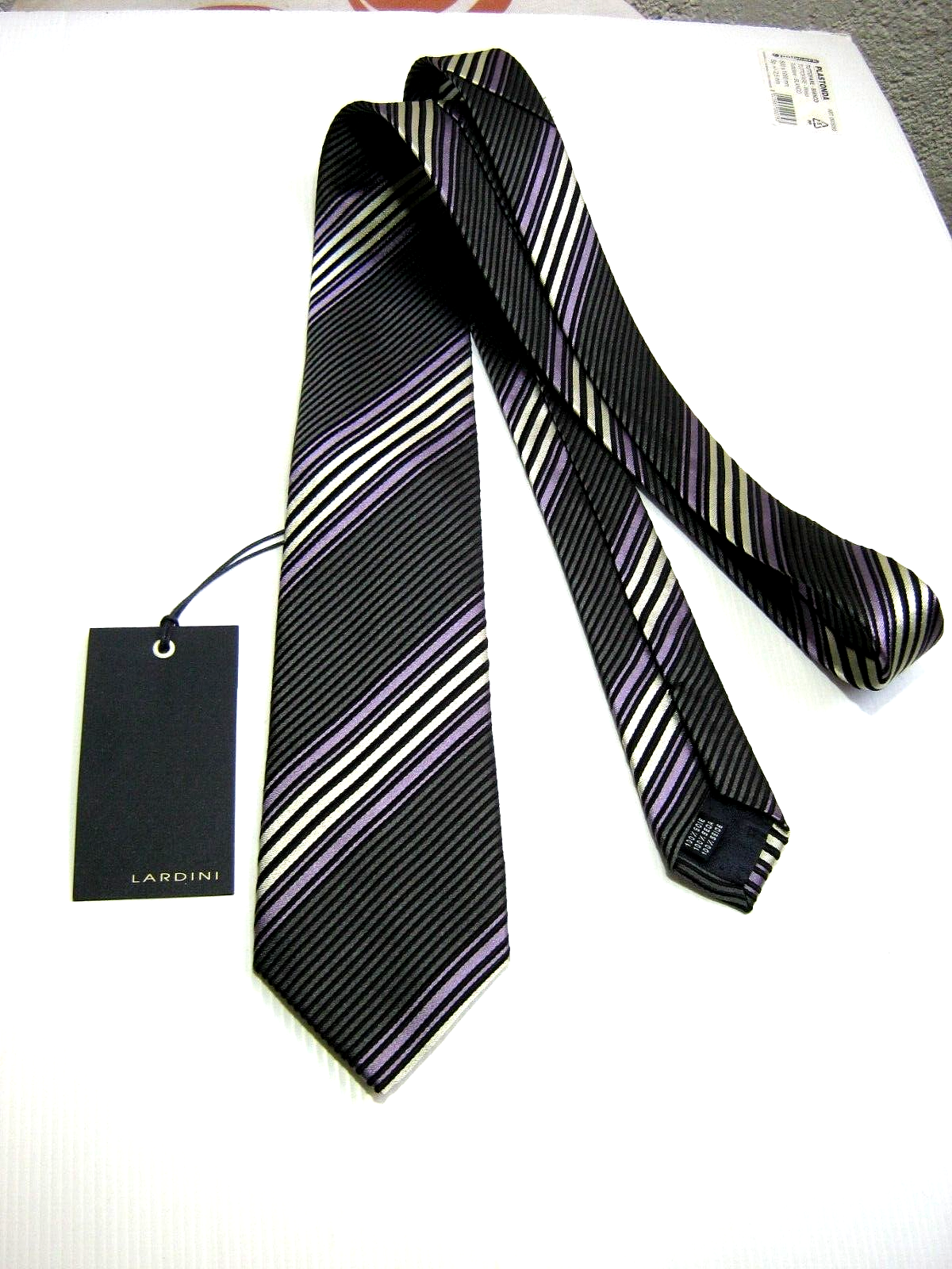 Picture 1 of 4