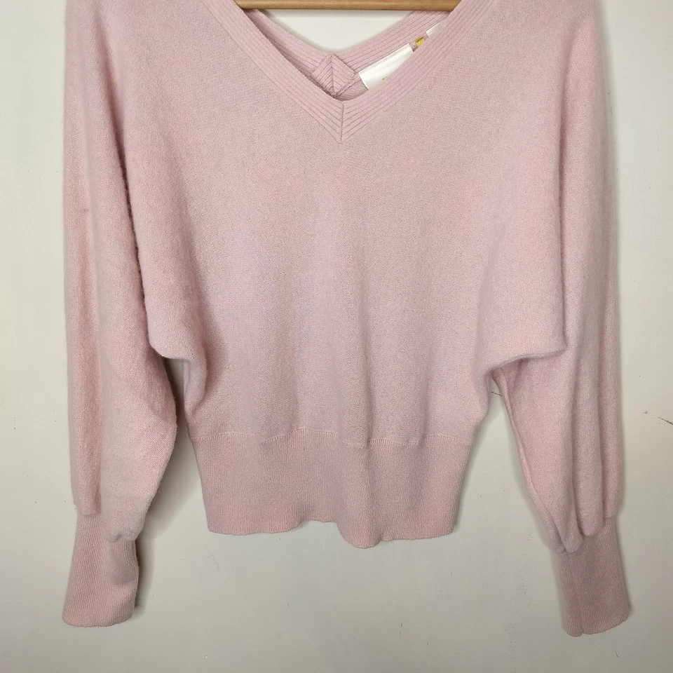 Suéter Anthropologie Maeve Charley Cashmere Relajado Pequeño Rosa Cuello en V Foto 4 de 4