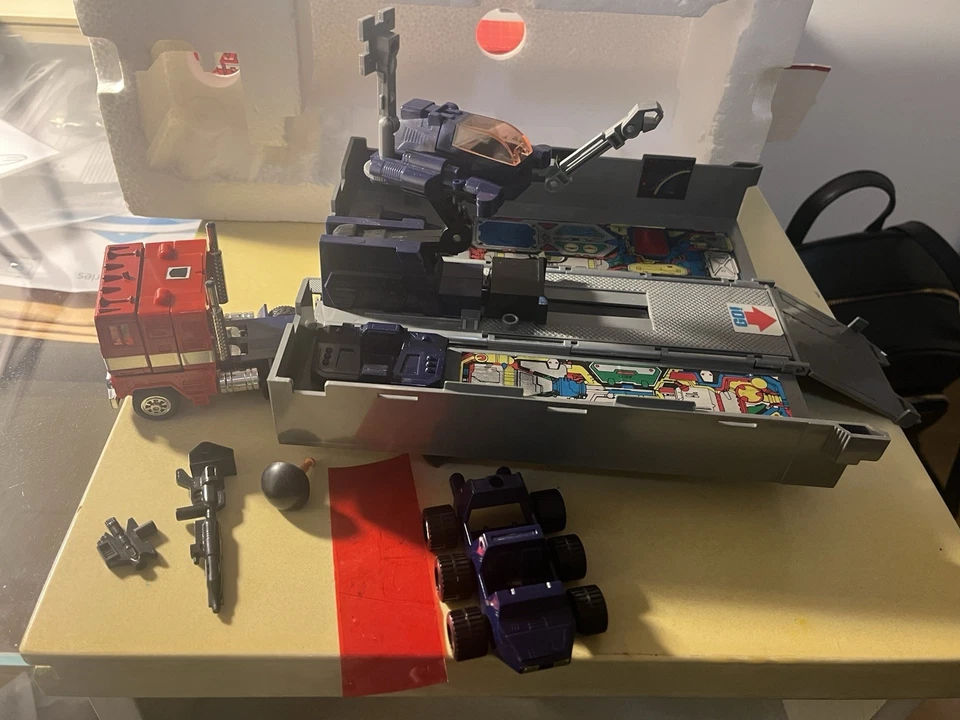 optimus prime g1 Transformers Gig Takara Hasbro Japan - Imagen 3 de 4