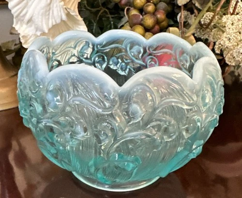 Fenton Aqua Blue Opalescent Lily of the Valley 5” Glass Bowl