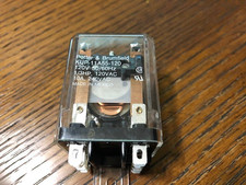Potter  Brumfield KUP-11A55-120 Plug-In Relay w/ Flange 120VAC Coil DPDT B44