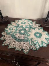 VNTG Crochet Mint  White Pineapple Star Doilie, Coaster  Tablecloth Set 19 Pcs