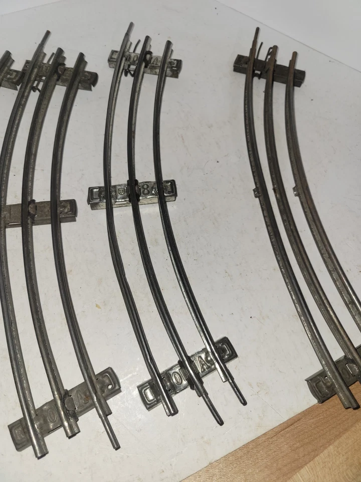  Vintage Marklin 3 Rail #8 Track (7) curved pieces - prewar - O Gauge  - Image 4 of 4
