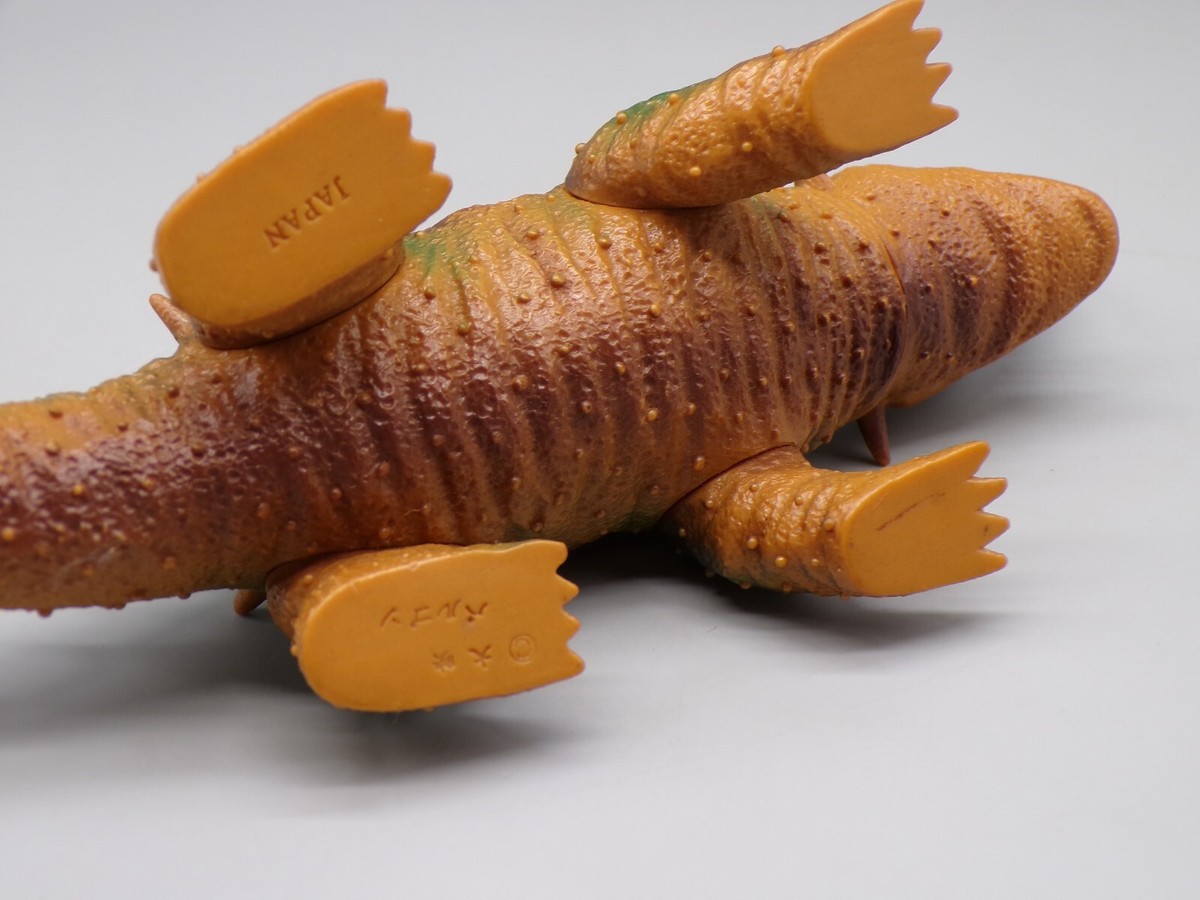 Vintage 1970s Japanese BARUGON Gamera KAIJU Soft Vinyl SOFUBI