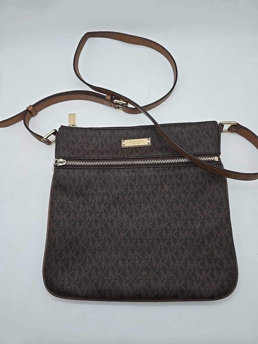 Michael Kors Bedford Signature Flat Crossbody, Small, Brown (32S7GBFC2V-200)