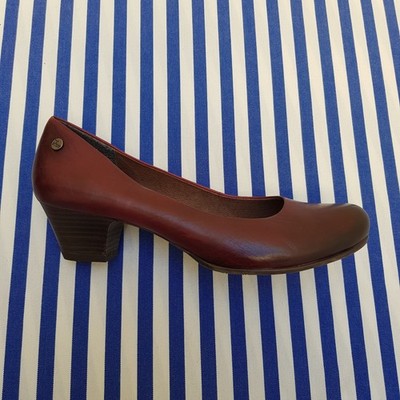 Hübsche Pumps von No Stress, 40, dunkelrot. Neuwertig!