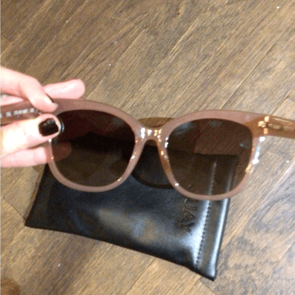Quay Australia rare Quay Coffee Run Blush Sunglasses | eBay