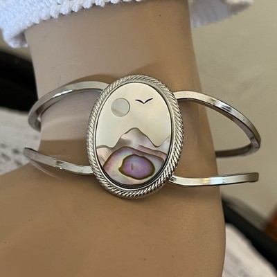 Vintage Silver Tone Shell Inlay Flying Bird Scene Hinged Clamper Bracelet