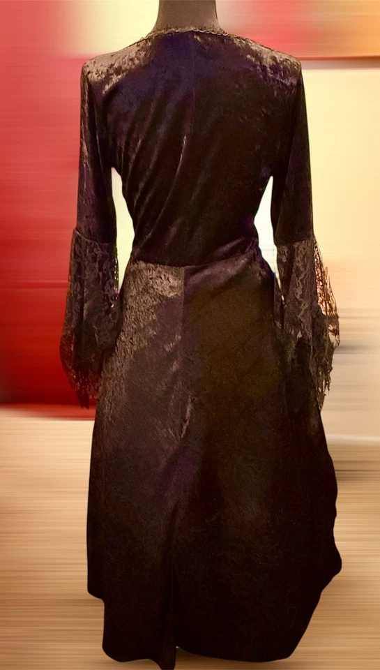 VTG Y2K Gothic Black Red Velvet Vampire Dress, Petticoat ,Choker & Fang Set sz L - Image 2 of 4