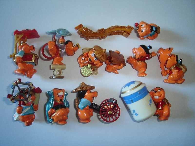 KINDER SURPRISE SET - CASTORCIN CHINESE BEAVERS 1999 - FIGURES