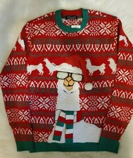 Men's Llama Christmas Sweater 33 Degrees Red Green Scarf Santa Hat Size M NEW