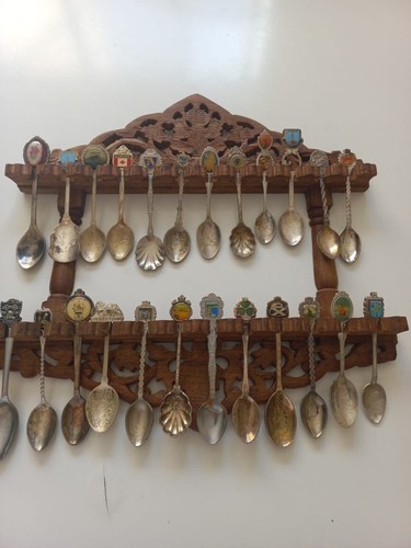 Large collection souvenir spoons(24), With Cabinet Rack Wall Display Wooden Case - Picture 6 of 9