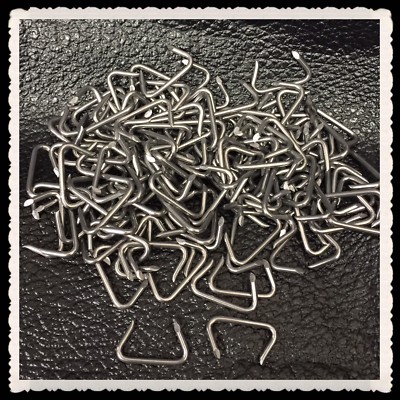 250 HOG RINGS GALVANIZED 3/4'' Upholstery Fence Cage Netting Traps SHARP NO RUST