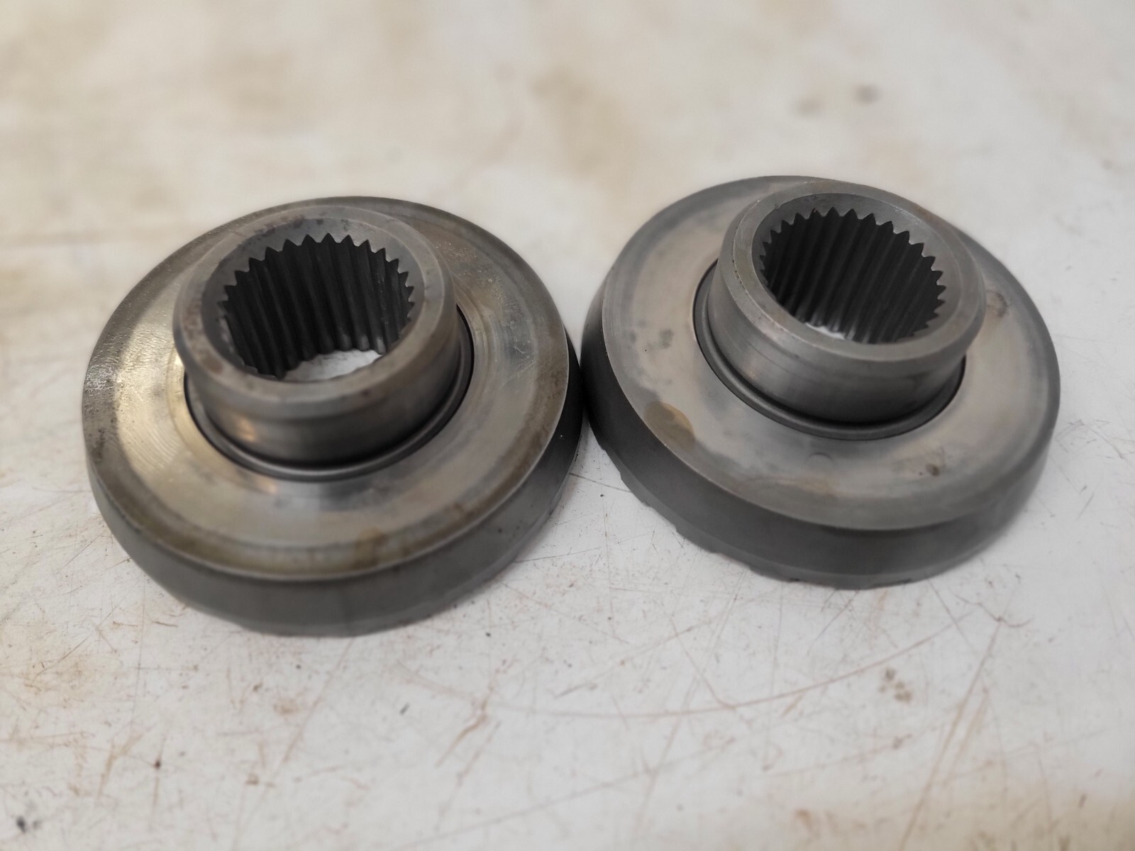 GM 8.5'' 10 BOLT LUNCHBOX LOCKER 28 SPLINE CHEVY GMC TRUCK eBay