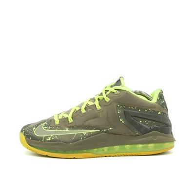 Nike Herren LeBron 11 Low Sneaker Oliv/Gelb Branding Basketballschuh EU 43