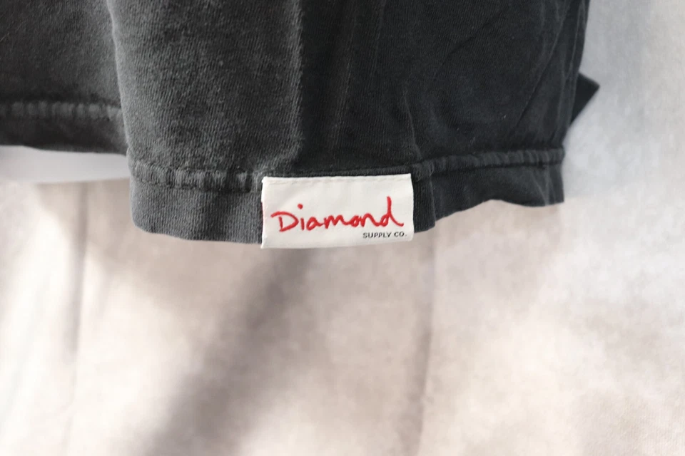 Camiseta para mujer Diamond Supply Co grande logotipo gráfico manga corta algodón negra Foto 2 de 4