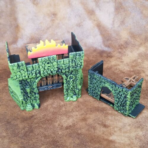 Battleground Crossbows & Catapults (2007) Replacement Part - 2 Pc Orc Castle