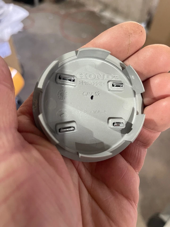 4X Tapacubos centrales de rueda OEM HONDA ACCORD, CR-V, HR-V 44732TVAA01 2,25 PLATEADOS Foto 3 de 4