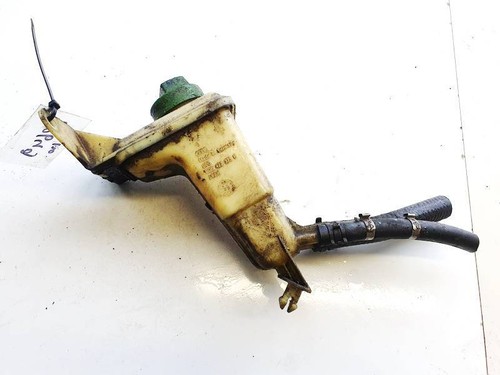 Volkswagen Passat 1999 Power Steering Pump Oil Reservoir Tank 8d04 #1784019-57