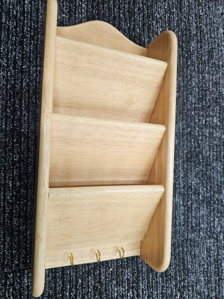 Soporte para cartas y llaves Fox Run, 3 x 6,25 x 6,25 pulgadas, marrón 4057 Foto 2 de 4