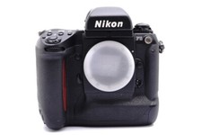 Nikon F5 35mm SLR Camera Black Body Near Mint 