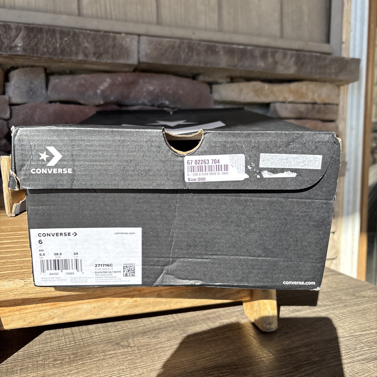 Converse Chuck Taylor All Star Move Platform in Black, White & Pink. Kids Size 6 thumbnail 17