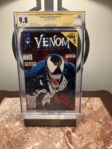 Venom Lethal Protector #1 CGC SS 9.8 Signed Sam De La Rosa 🔥