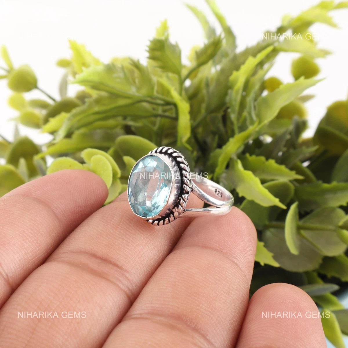 Anello Topazio Giallo Ovale Pavè Diamanti Crivelli - Oroshop Anello Topazio Giallo Ovale Pavè Diamanti Crivelli - Oroshop