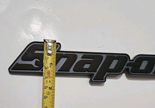2PK SNAP ON TOOLS LOGO EMBLEM Matte Black Badge Decal + 2 Pocket White Pry Bars! - Foto 6 di 12