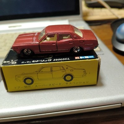 Tomica Nissan Cedric 2800SGL Red with Box S=1/65 Tomica Minicar Black Box