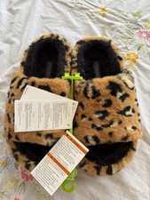 WOMEN'S CROCS CLASSIC PLUSH FAUX LEOPARD FUR SLIDE INDOOR/OUTDOOR SANDAL 7 NWT