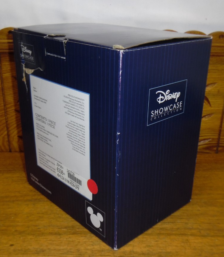 2024 Disney Showcase Frozen "Strong As The Sea" Elsa Riding Water Nokk Figurine