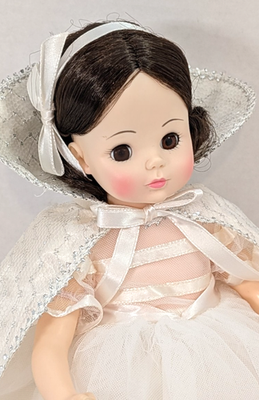 Madame Alexander Snow White 14