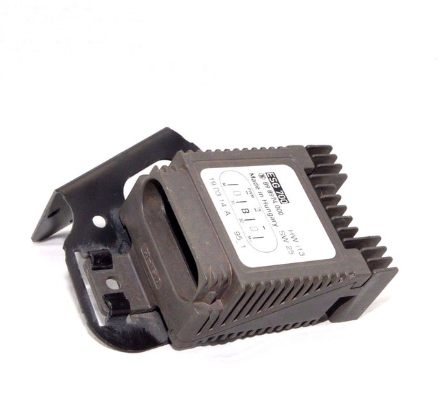 MercedesBenz OEM S500 S430 Cooling Fan Control Module 0275456432 for